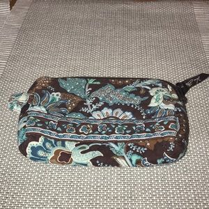 3/$20 ✨ Vera Bradley Make Up Bag